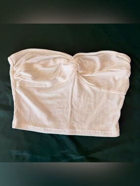 Hollister Cream Ribbed Strapless Twist-Front Crop Top